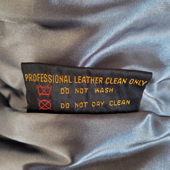 VICTORY MOTORCYCLE Women M Black Leather Moto Zips Jacket Belted Logos V… - Picture 13 of 16